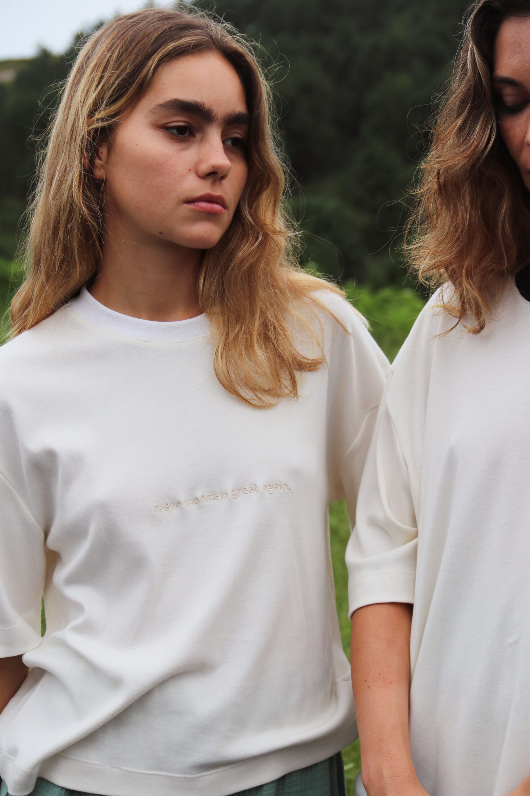Camiseta mondays